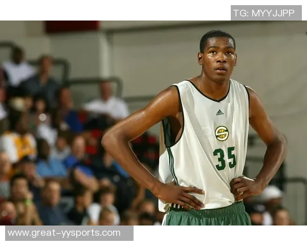 赵泰隆的篮球之路:从青涩少年到职业球员的奋斗历程与成长故事