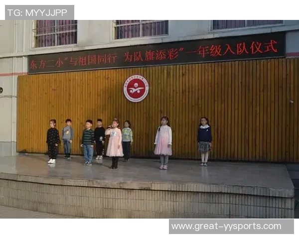 激情澎湃的旋律与梦想交织的2002年中国足球队队歌回顾